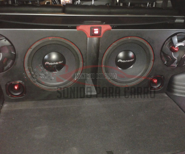 MONTAJE DE SONIDO PARA TOYOTA HILUX 2 TYU MONTAJE DE SONIDO PIONEER CHAMPION TOYOTA HILUX.