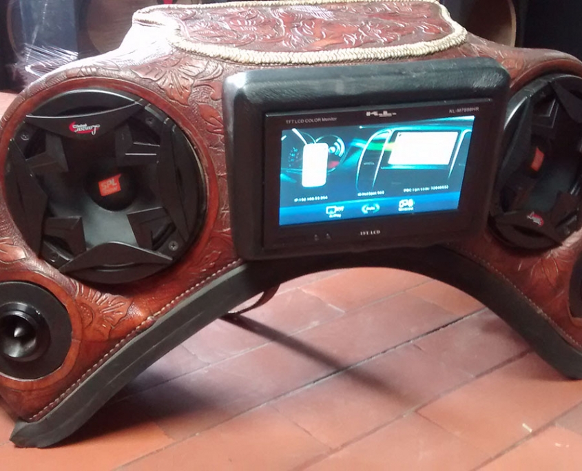 BURROTECAS Y ALFORJAS DE SONIDO 2 BURROTECAS Y ALFORJAS DE SONIDO CAR AUDIO.