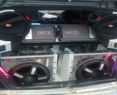 MONTAJE DE SONIDO RENAULT CLIO.
