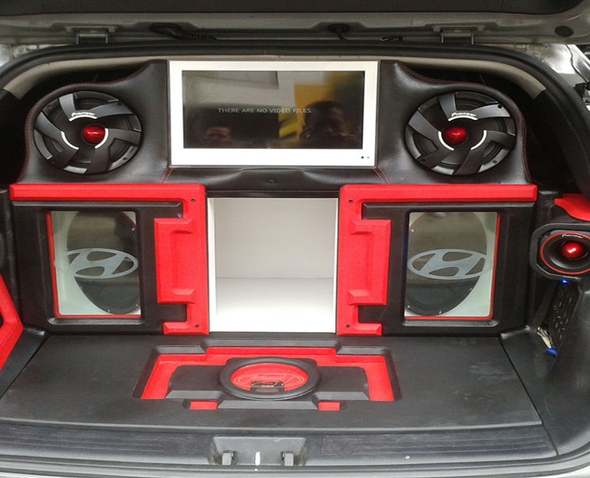 MONTAJE DE SONIDO HYUNDAI I35.