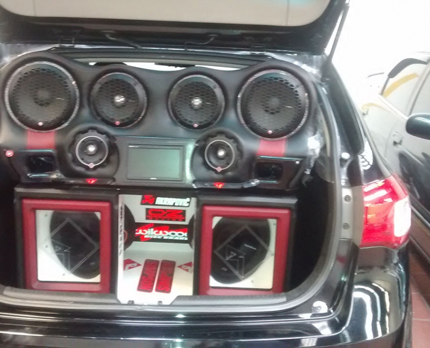 MONTAJE DE SONIDO CHEVROLET AVEO 5 TYU MONTAJE DE SONIDO CHEVROLET AVEO.