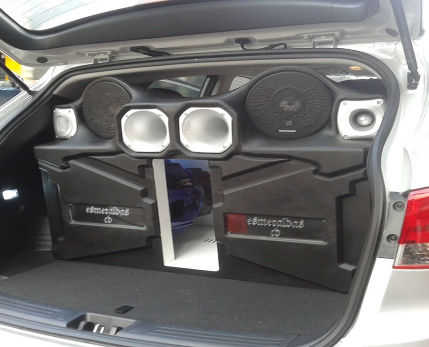 MONTAJE DE SONIDO HYUNDAI I35.