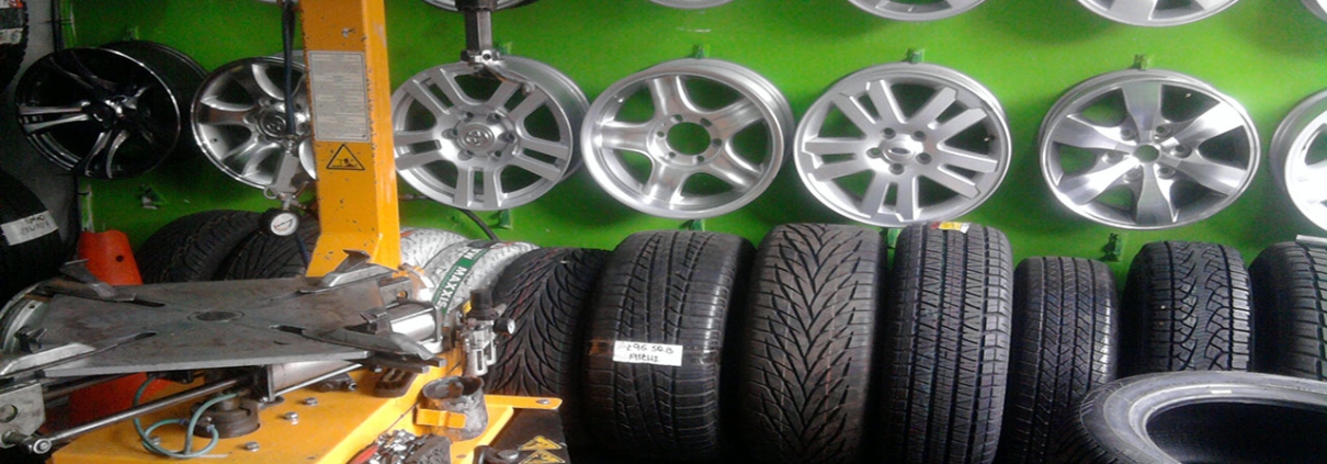 RINES Y LLANTAS PARA CARRO.