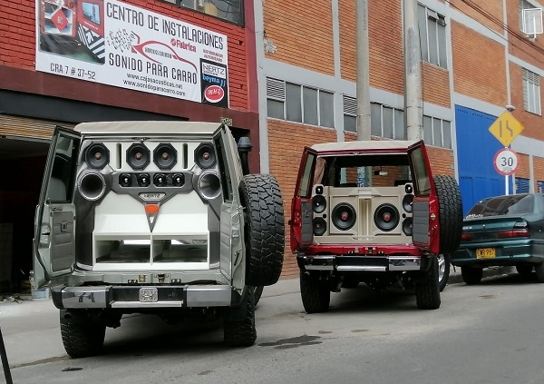 SONIDO PARA TOYOTA 4.5 LAND CRUISER.